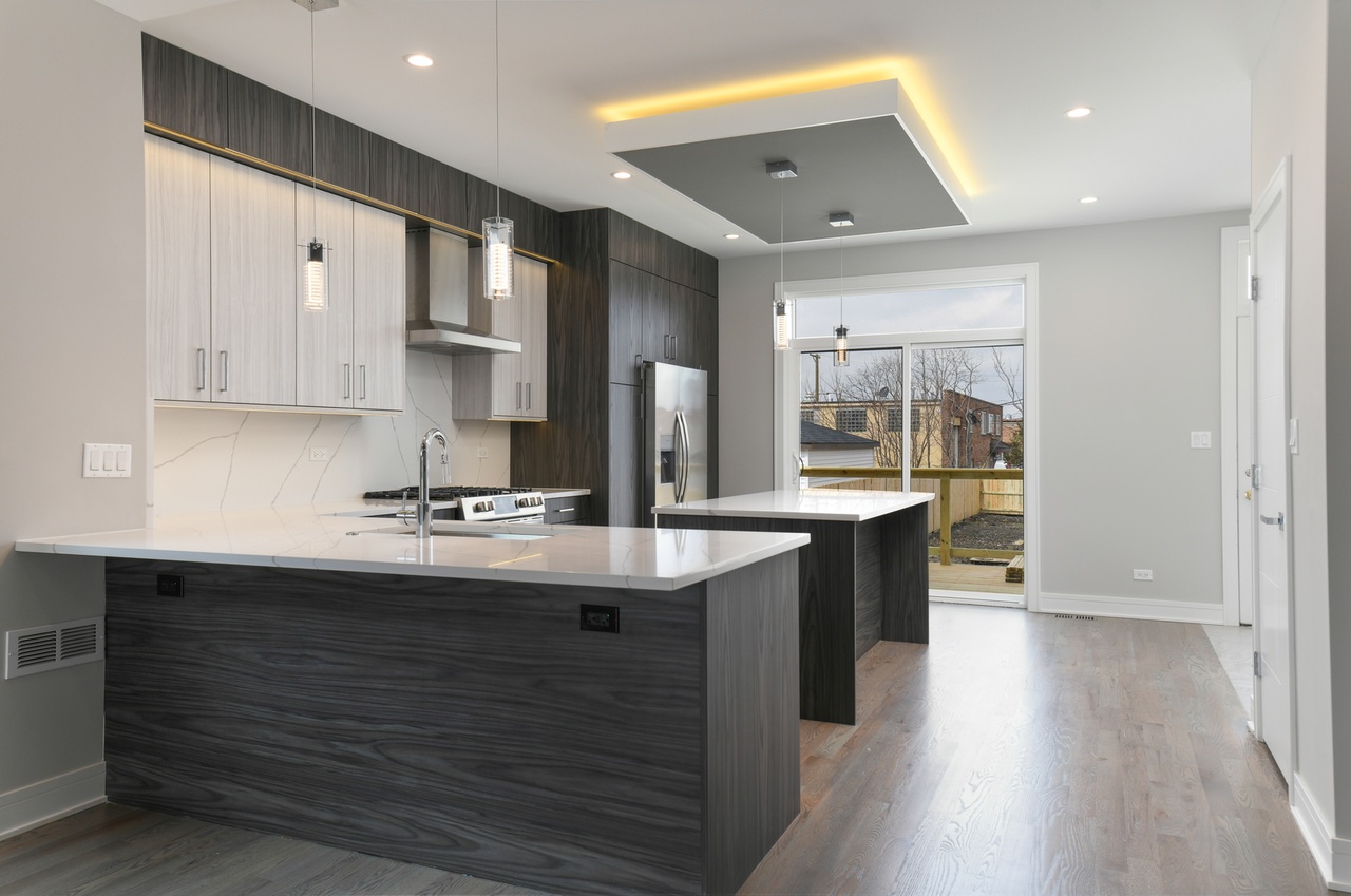 Featured image for “How to Choose the Best Kitchen Worktops for Aesthetics and Functionality”